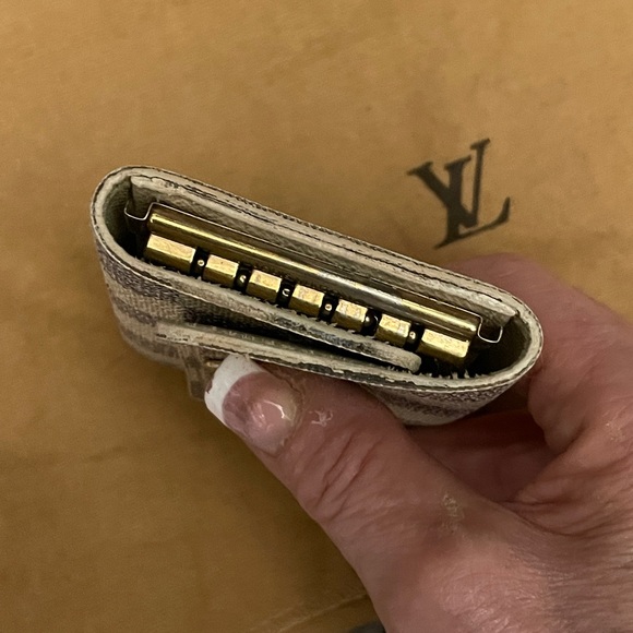 SOLDAuthentic Damier Azure Key Case /6 - Picture 4 of 14